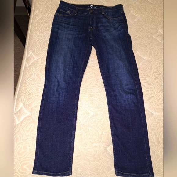 Seven for all mankind Josefina skinny boyfriend jeans in a size 26. EUC. - Picture 1 of 7